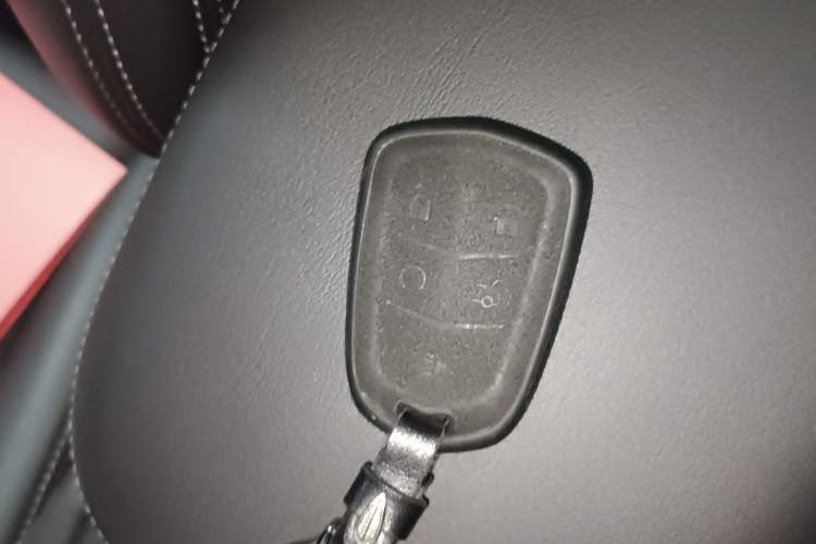 Used Cadillac XT5 2022 2.0T Two-Wheel Drive Luxury Version
