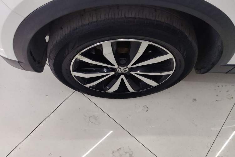 Used Volkswagen T-ROC 2018 280TSI DSG Two-Wheel-Drive Comfort Version China V Standard