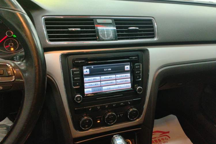 Used Volkswagen Passat 2014 1.8TSI DSG Prestige Edition
