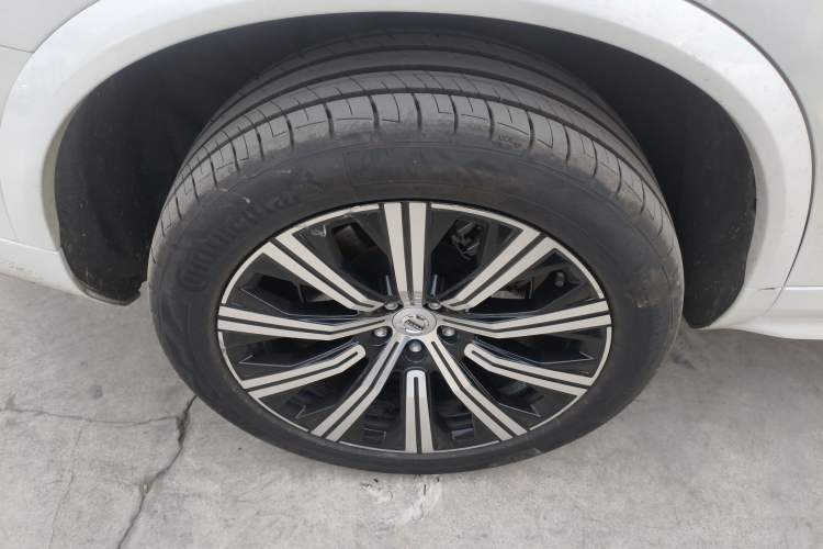 Used Volvo XC90 New Energy 2020 E-Drive Hybrid T8 Luxury Flagship 7-Seater