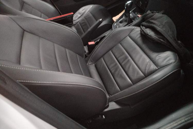 Used Volkswagen Lavida 2017 1.6L Automatic Comfort Edition