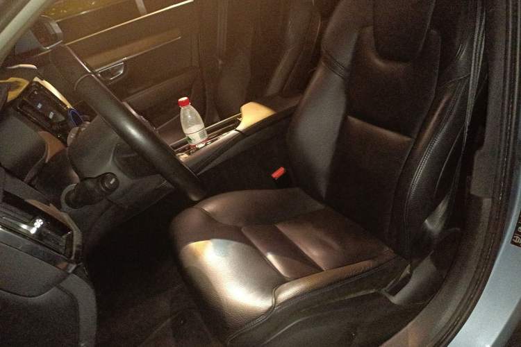 Used Volvo S90 2019 T5 Zhiyi Edition
