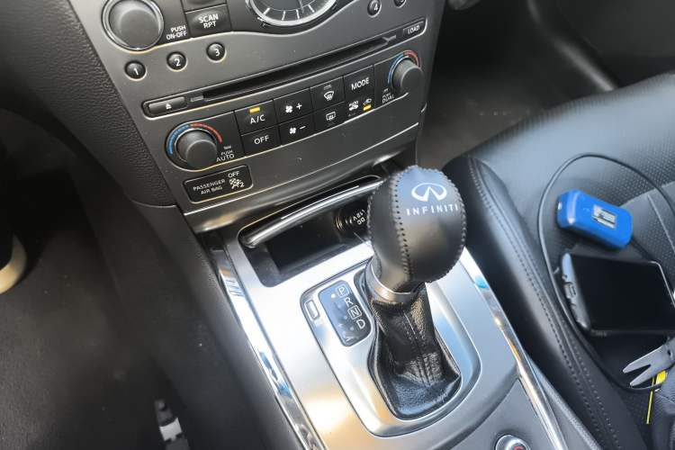 Used Infiniti G Series 2013 G25 Sedan Luxury Sport Edition
