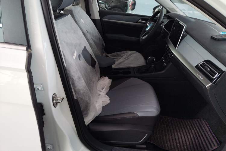 Used Volkswagen Lavida 2024 1.5L Automatic 5 Million Edition
