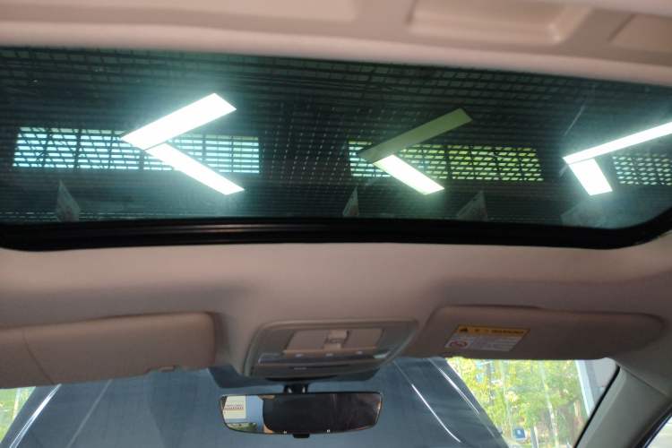 Used Roewe i5 2021 Revised Version 1.5L CVT Diamond Edition
