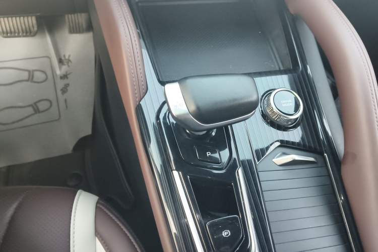 Used Geely Auto Monjaro L 2021 2.0TD DCT EVO Two-Wheel Drive Prestige Version
