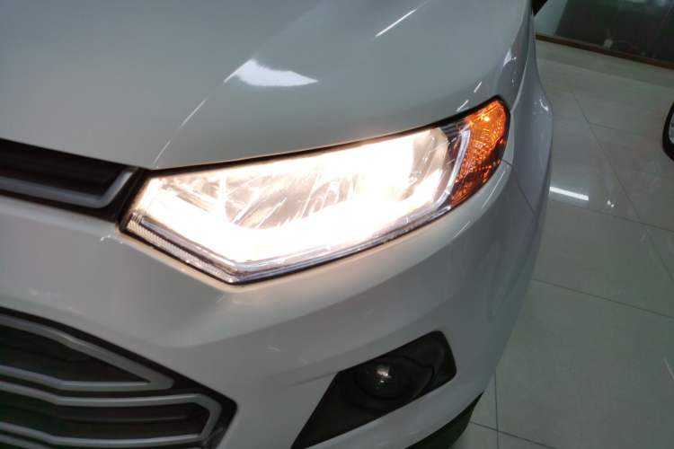 Used Ford EcoSport 2013 1.5L Automatic Fashion Model