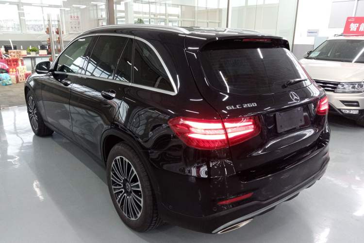 Used Mercedes-Benz GLC 2018 Facelifted GLC 260 4MATIC Dynamic Edition
