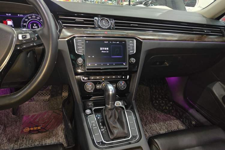 Used Volkswagen Magotan 2018 Facelift 330TSI DSG Luxury Model
