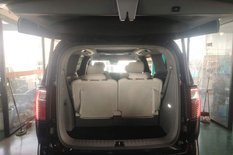 Used Zeekr 009 2022 ME Edition
