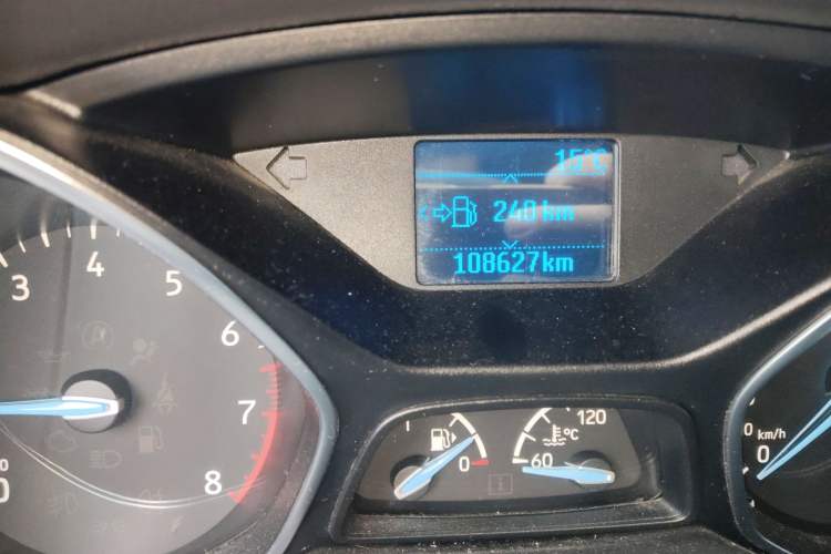 Used Ford Focus 2017 Sedan 1.6L Manual Fashion Edition Smart Drive Version
