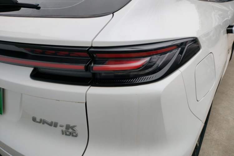 Used Changan UNI-K iDD 2023 Zhidian iDD 1.5T 135km Smart & Fun Model
