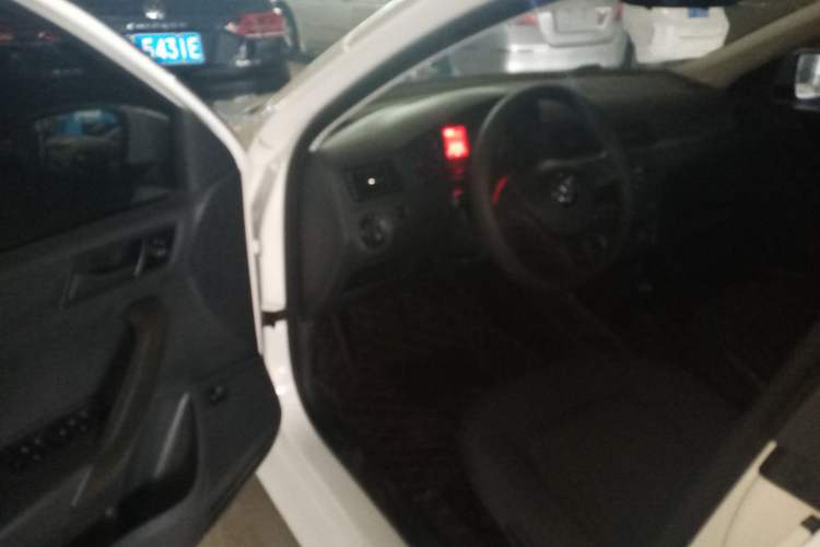 Used Volkswagen Santana 2016 1.6L Automatic Fashion Edition