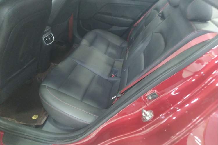 Used Hyundai Elantra 2019 1.4T Dual-Clutch Xuan Dong · Dynamic Model