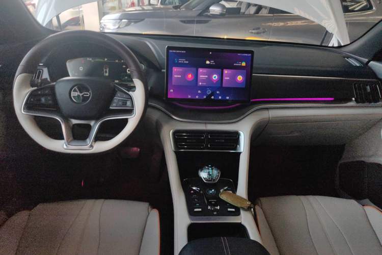 Used BYD Song PLUS New Energy 2023 Champion Edition DM-i 110KM Flagship PLUS