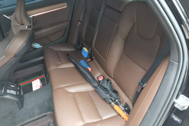 Used Volvo S90 2021 B5 Zhiyi Luxury Edition
