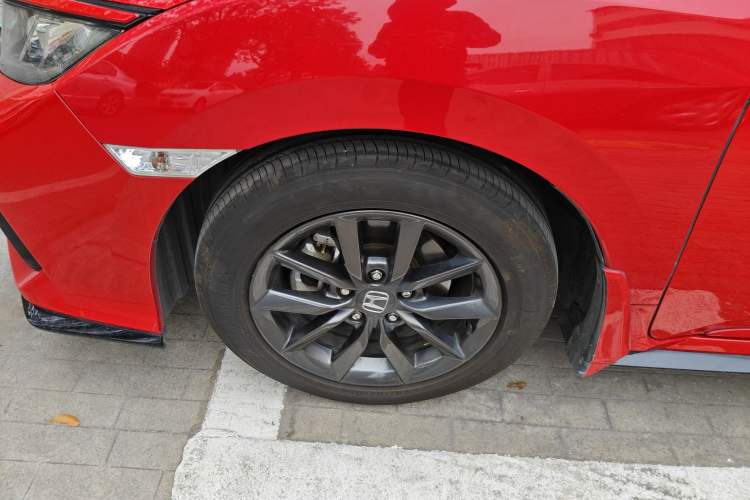 Used Honda Civic 2021 HATCHBACK 220TURBO CVT New Trendsetter
