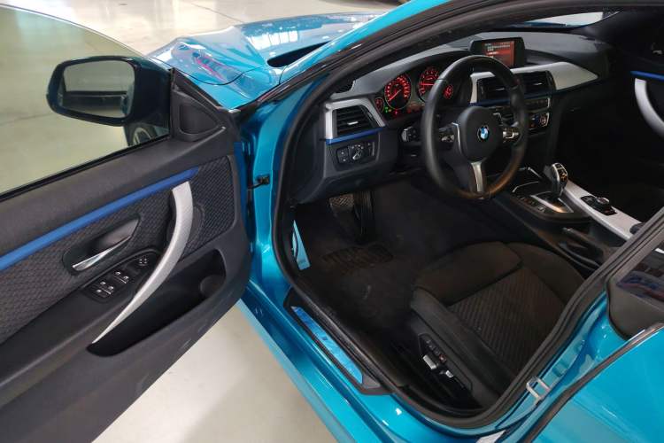 Used BMW 4 Series 2017 425i Gran Coupe Leading Model with M Sport Package
