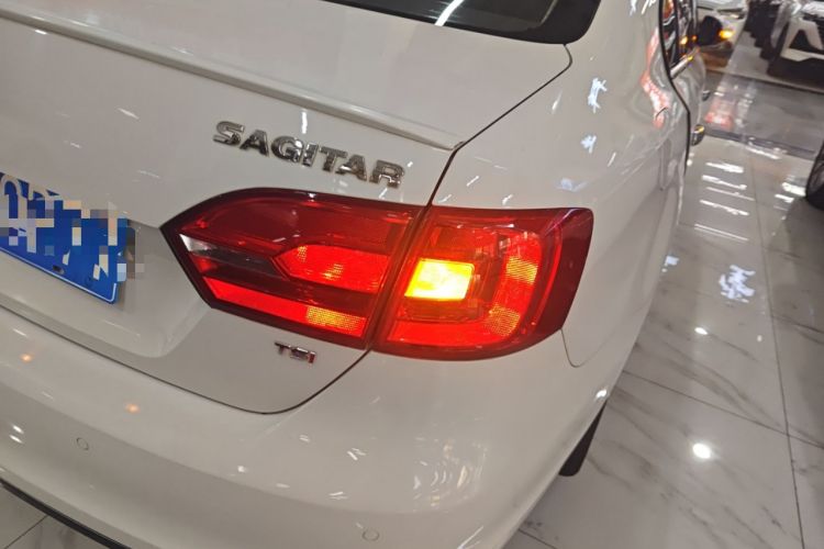 Used Volkswagen Sagitar 2014 1.4TSI Automatic Luxury Model