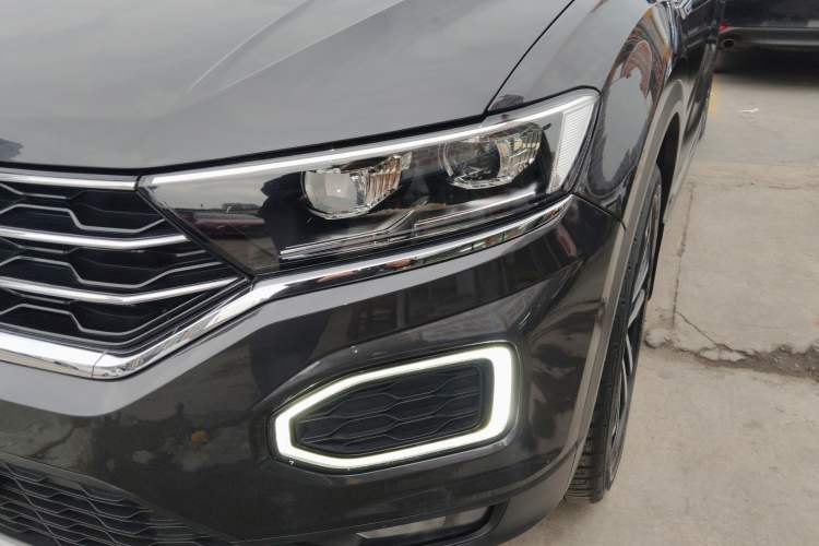 Used Volkswagen T-ROC 2021 280TSI DSG Two-Wheel Drive Comfort Connect Edition
