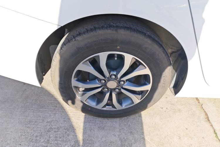 Used Chevrolet Cavalier 2019 320 Manual Enjoyment Edition