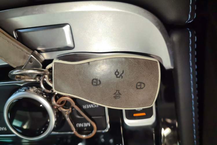 Used  BJ40 2024 2.0D Blade Hero Glory Edition