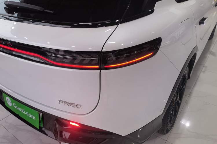 Used VOYAH FREE 2025 318 318 km Rear-Drive Touring Edition
