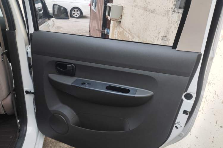 Used Wuling Hongguang 2014 1.5L S Standard Version
