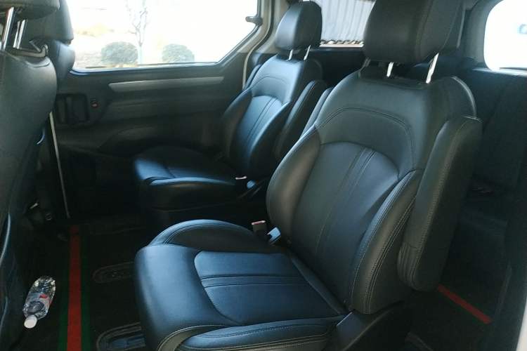 Used SAIC MAXUS G10 2019 Facelift PLUS 2.0T Automatic Elite Edition China VI
