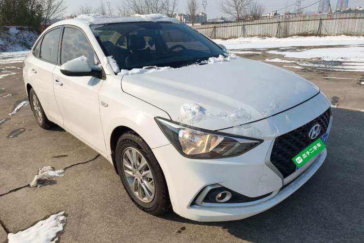 Used Hyundai Celesta 2017 1.6L Automatic Enjoyment Version GLS