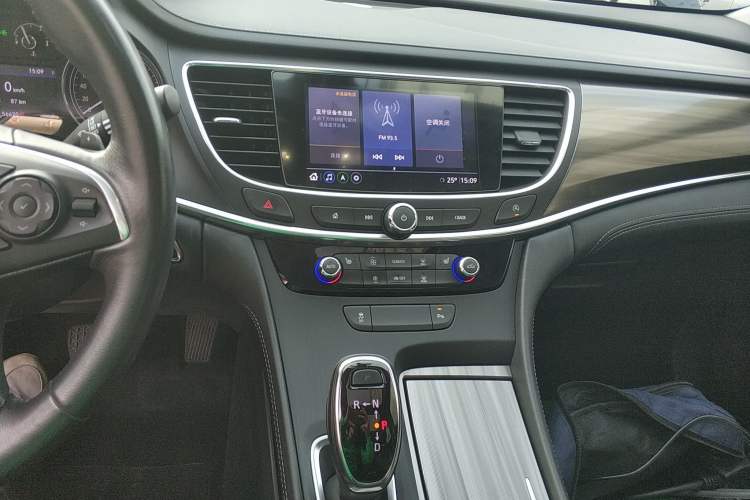 Used Buick LaCrosse 2021 552T Luxury Version
