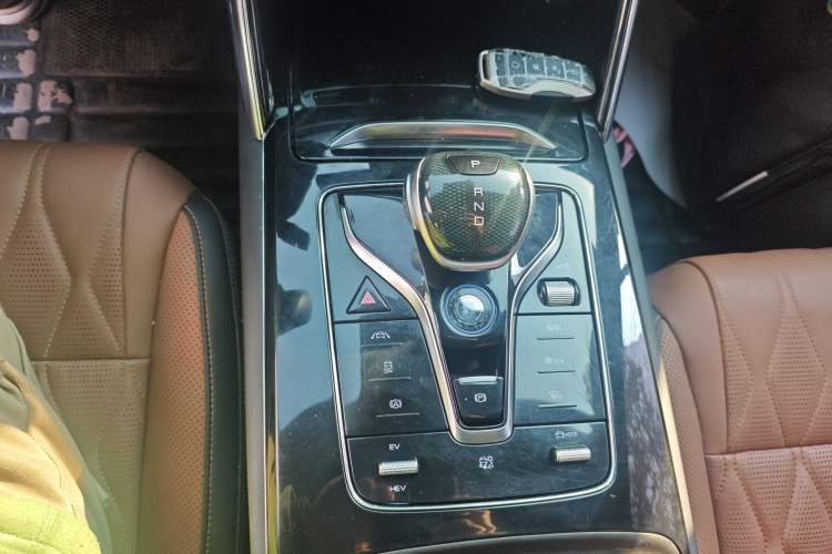 Used BYD Tang New Energy 2021 DM-i 112KM Prestige Model
