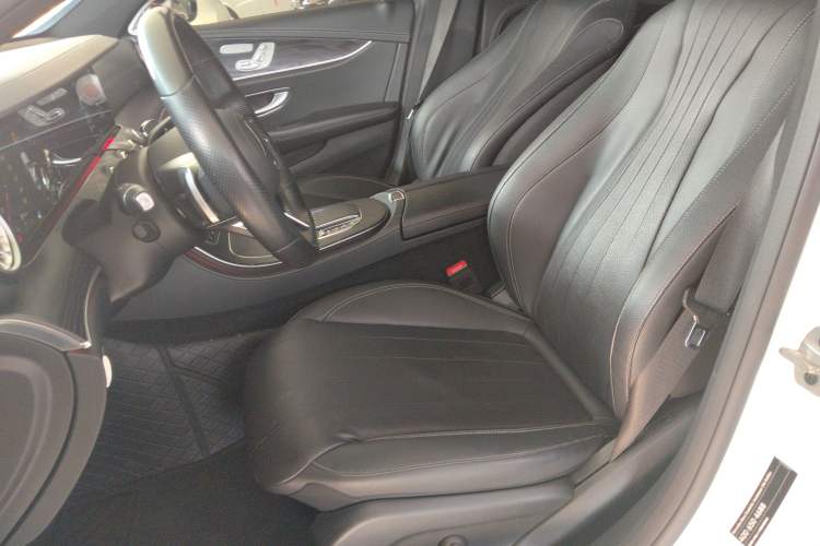 Used Mercedes-Benz E-Class 2021 Restyled E 260 Luxury Sports Edition
