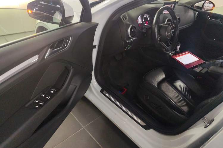 Used Audi A3 2019 Limousine 35 TFSI Style Version China V Emission Standard
