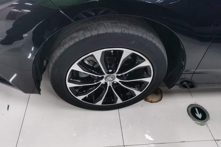 Used Toyota Avalon 2022 Dual-Engine 2.5L Luxury Edition