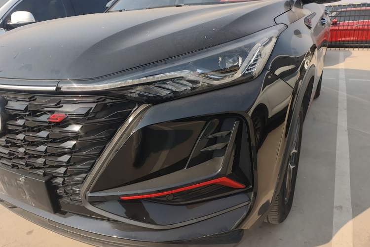 Used Changan CS75 PLUS 2022 Classic Edition 1.5T Automatic Pioneer Model
