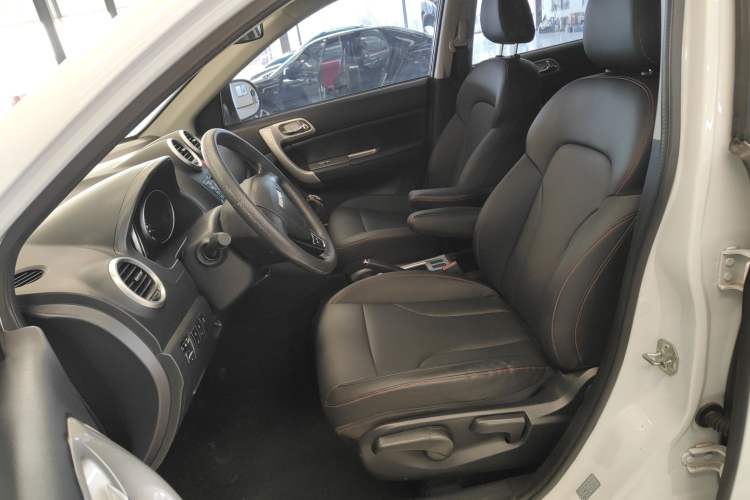 Used Haval H6 2016 Upgraded Model 1.5T Manual Two-Wheel Drive Urban Version