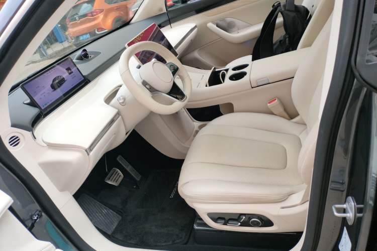 Used Hima Luxeed R7 2024 Pure Electric 667km Pro