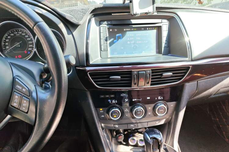 Used Mazda Atenza 2015 2.5L Blue Sky Prestige Edition
