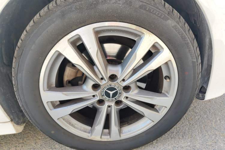 Used Mercedes-Benz C-Class 2017 Facelift C 200 L Sport Edition
