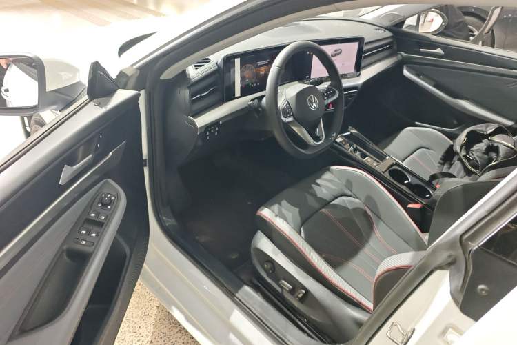 Used Volkswagen Lamando 2024 Lavida L 280TSI DSG Spicy Edition
