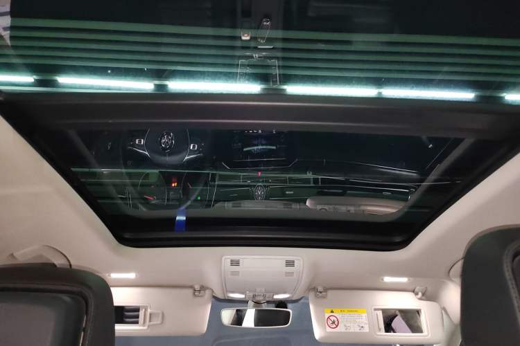 Used Volkswagen Magotan 2018 Facelift 330TSI DSG Luxury Model