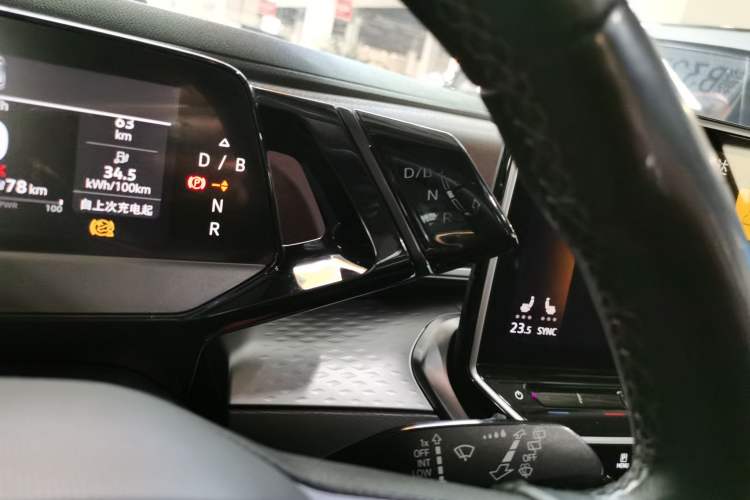 Used Volkswagen ID.6 X 2021 Pure Edition
