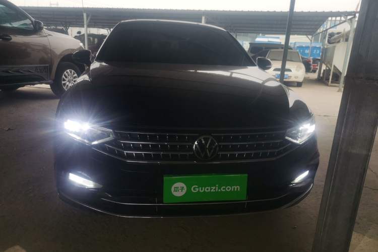 Used Volkswagen Magotan 2023 2 Million Units Commemorative Edition 330TSI DSG Luxury Version