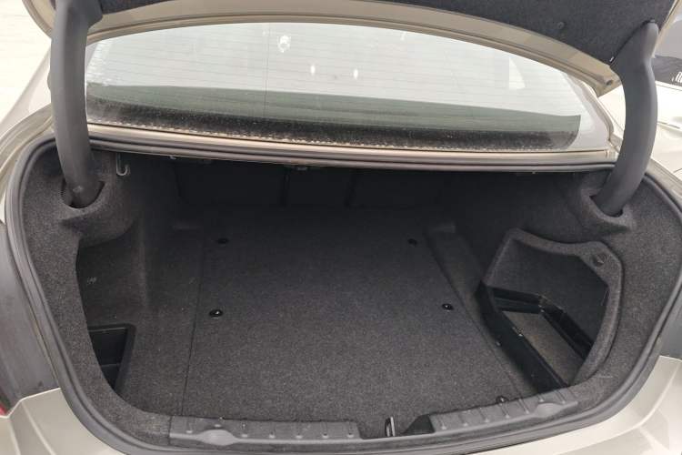 TDK.VehicleDetails.img