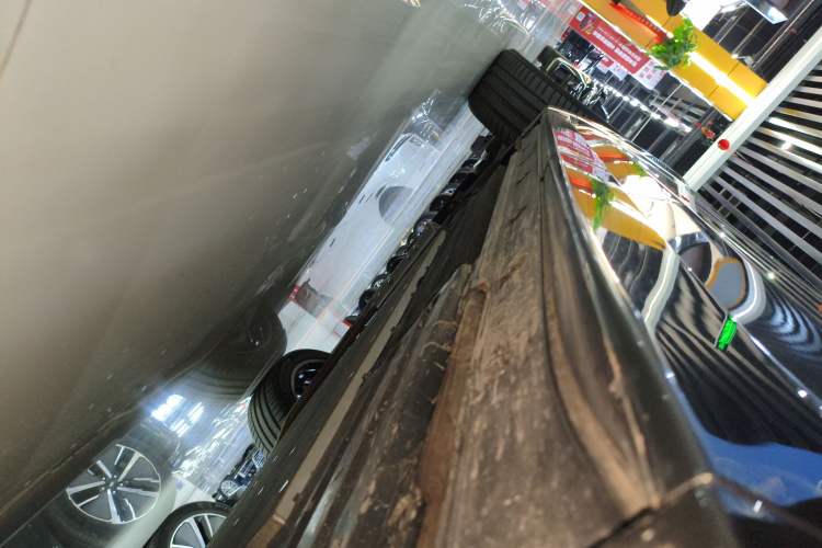 Used Li Auto L8 2024 Ultra Model
