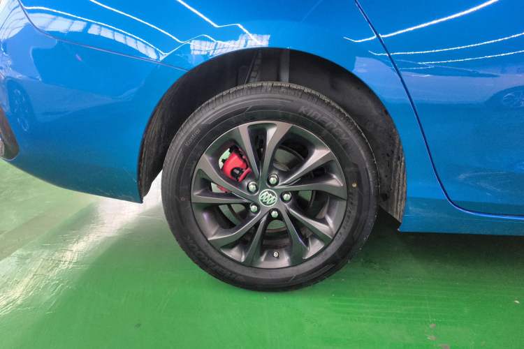 Used Buick Verano 2023 Pro GS Hunter Wind Edition