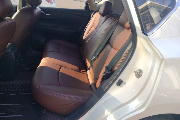 Used Nissan Tiida 2021 1.6L CVT Cool Edition
