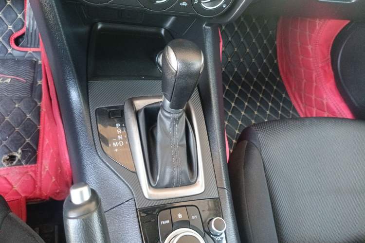 Used Mazda Mazda 3 Axela 2017 Sedan 1.5L Automatic Comfort Model Emission Standard China V
