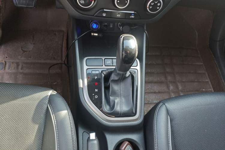 Used Hyundai ix25 2015 1.6L Automatic Two-Wheel Drive Smart GLS Trim